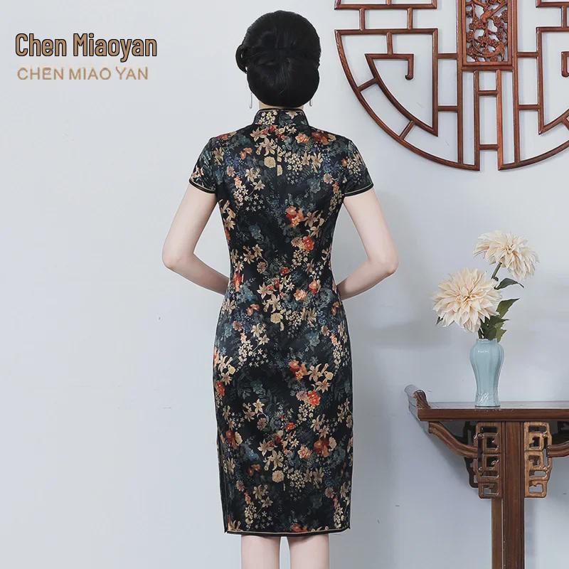Silk Cheongsam: Retro Chinese Style Summer Dress for Middle-Aged and Elderly Women, 2023 Edition