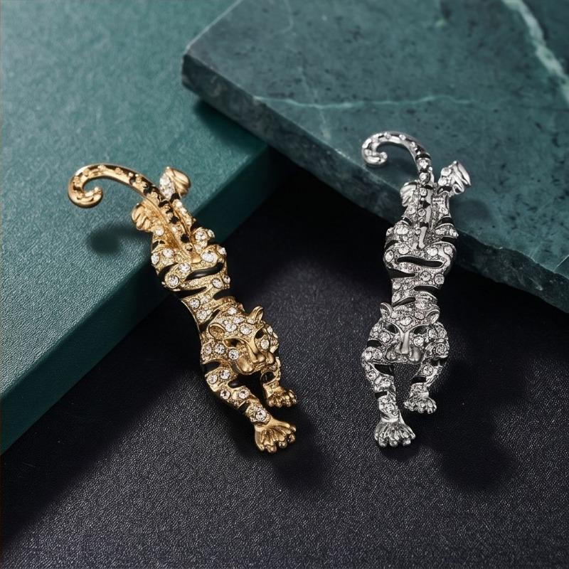 1PC Blazer Tiger Brooch Corsage Fixed Collar Pin Jewelry Metal Animal High-end Accessories Tiger Brooch