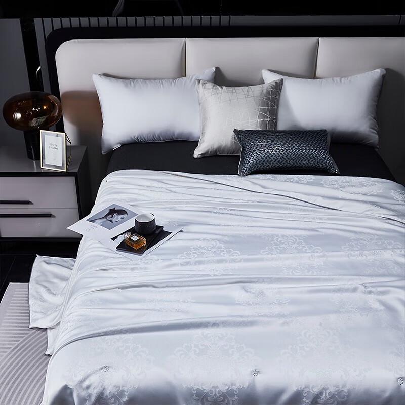 Red Dragonfly 7-Hole Fiber Winter Quilt