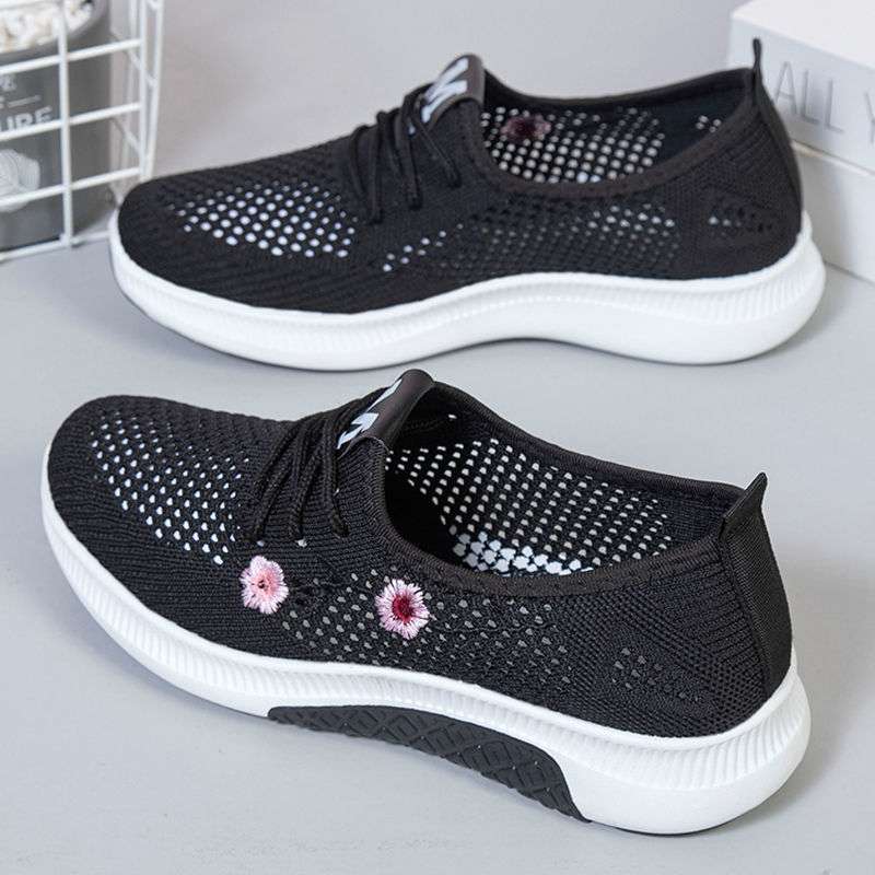 Summer Old North Cloth Shoes Women's Mesh Breathable Casual Shoes Soft Sole Non-slip Mesh Shoes Flat Sole One Pedal Mother Shoes