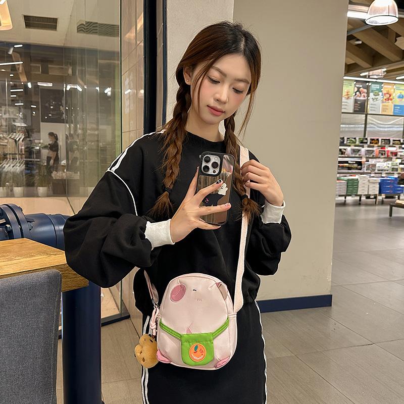 Cartoon cute capybara small backpack 2025 new girl student versatile creative kapibara diagonal span storage bag