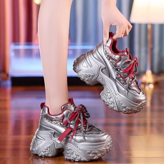 Shoes Daddy shoes 2025 new autumn and winter velvet thick-soled heightening explosion versatile casual sports women's shoes
