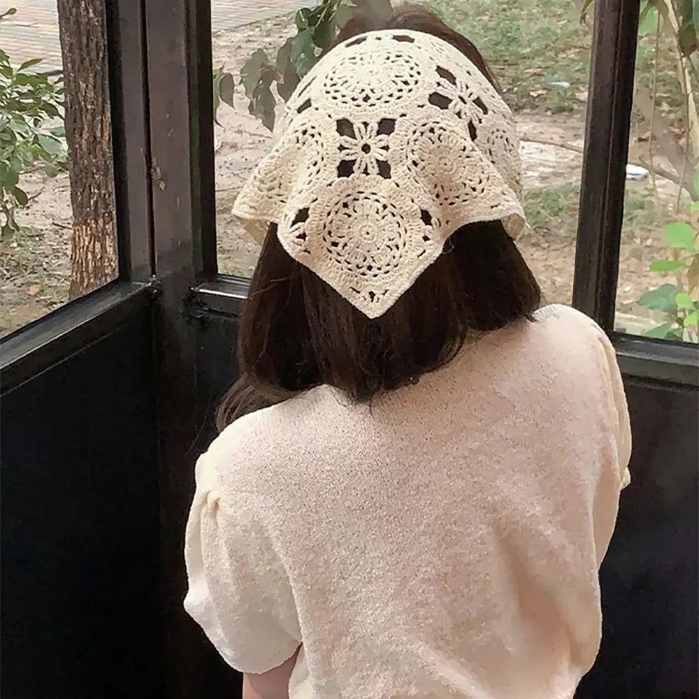French Pastoral Style Triangle Headband Handmade Crochet Flower Strawberry Headscarf Hat Knitted Girls Headband Towel