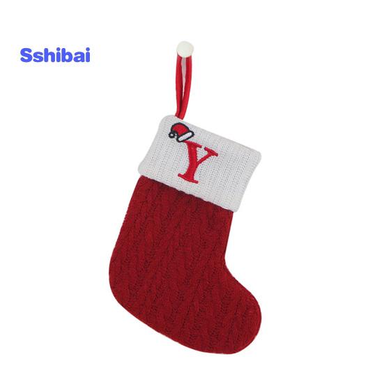 Kalėdinės kojinės, išsiuvinėtas laiškas su pakabinama virve, puikaus darbo kalėdinės kojinės, šventinis kalėdinis papuošimas