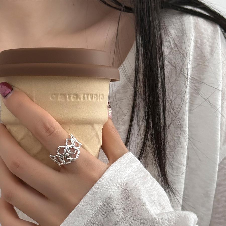 Korean version of the wind hollow pentagon ring female geometric lines irregular personality ins wind opening adjustable Adjustable opening