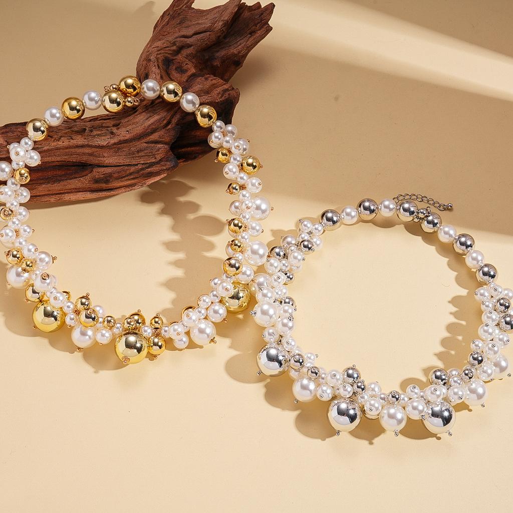 European and American imitation pearls irregular geometric beaded collarbone chain retro baroque elegant necklace