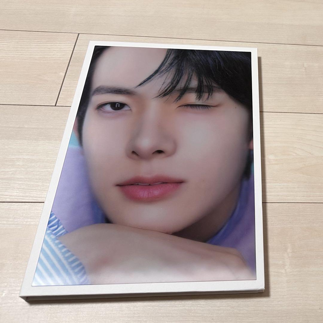 

[Б/У] Фотобук ENHYPEN D FESTA Edition (Хисын) и бонус