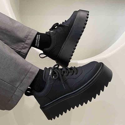 Încălțăminte pentru bărbați – Adidaşi