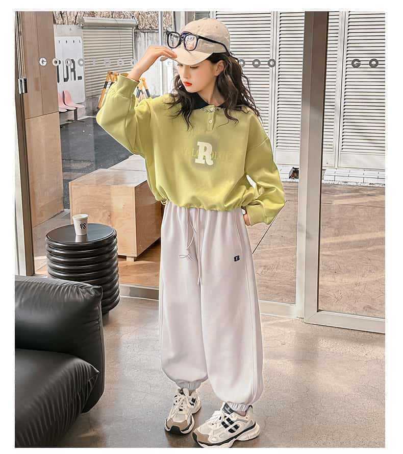 Girls' Versatile Black Sweatpants - Spring/Autumn Style, Loose Fit Casual Pants for Middle and Big Kids