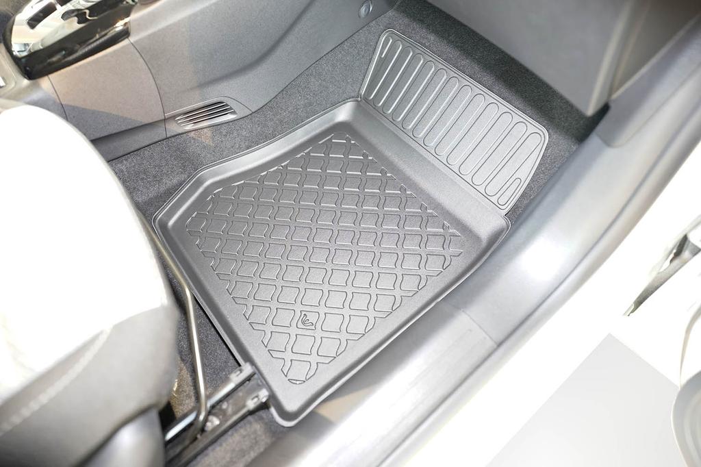 TPE floor mats for Opel Zafira C Tourer 2012-2019
