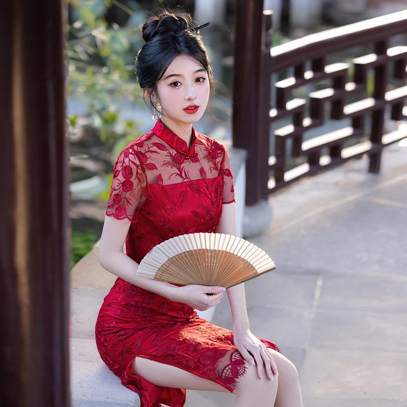 Modern Pink Embroidered Cheongsam Dress - Mid-Length Summer Style