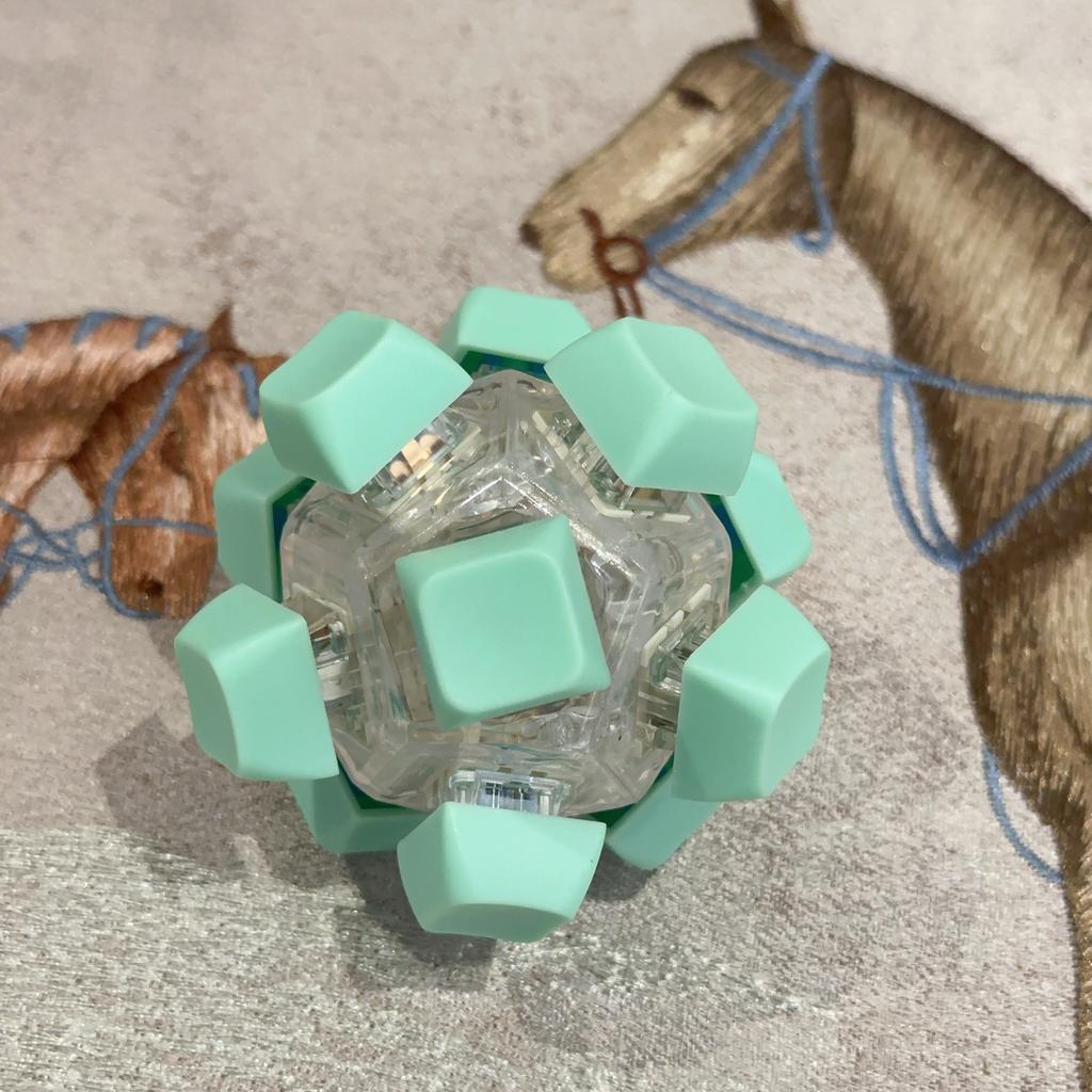 Botão de descompressão 12 teclas Luz piscante Bola cubo mágico Botão de descompressão Bola teclado Botão de pressionar com a ponta do dedo Brinquedo de eixo de teste