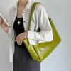 Green Vintage Women's Bag Large Capacity Soft Pu Shoulder Underarm Bags Simple All-match Ladies Handbag Elegant Fashi Totes