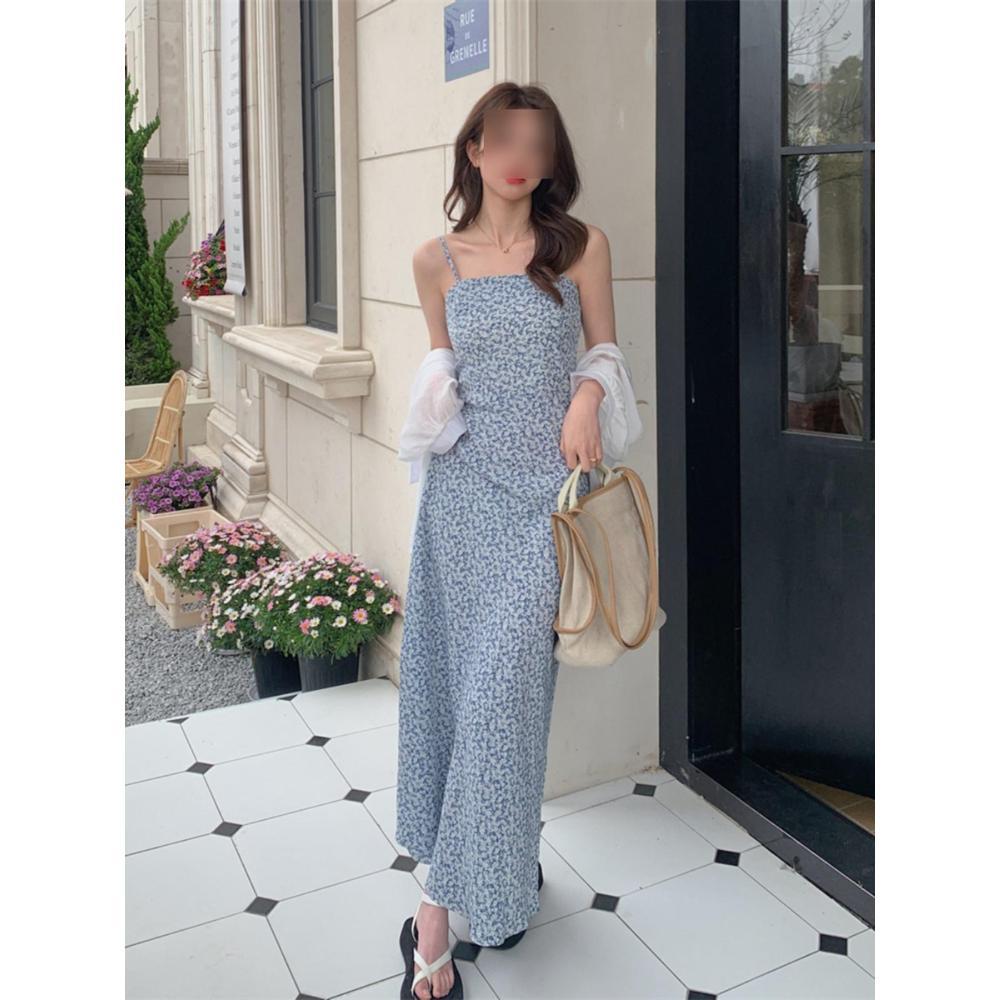 Women's summer wind floral suspender dress waist medium and long temperament seaside vacation skirt suspender