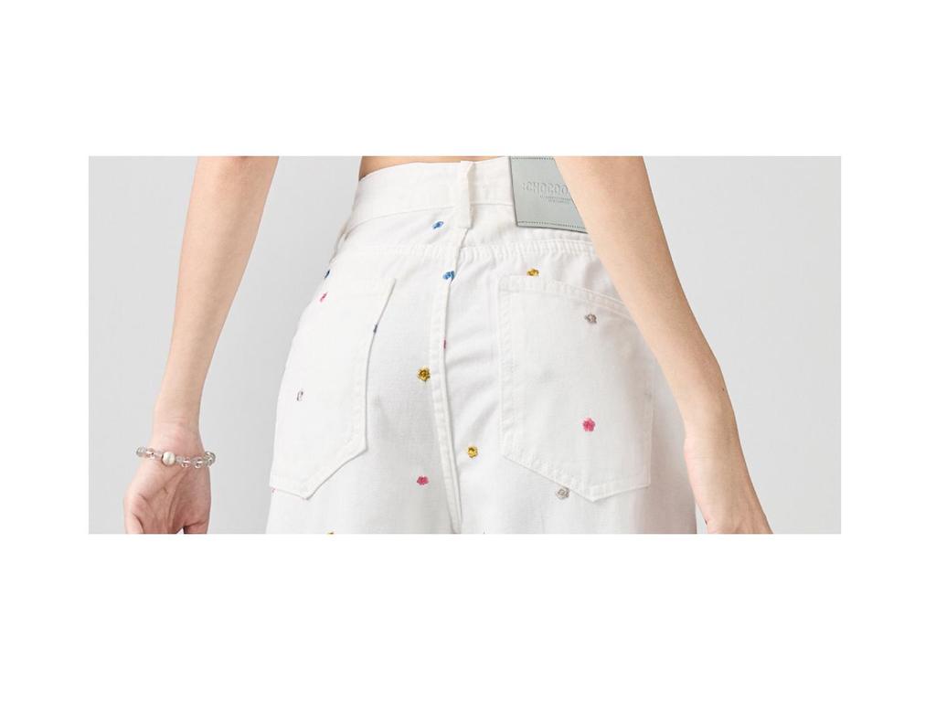 2026 Spring/Summer Women's Plus Size High-Waisted Wide-Leg Jeans with Floral Embroidery - White, Slimming, Versatile