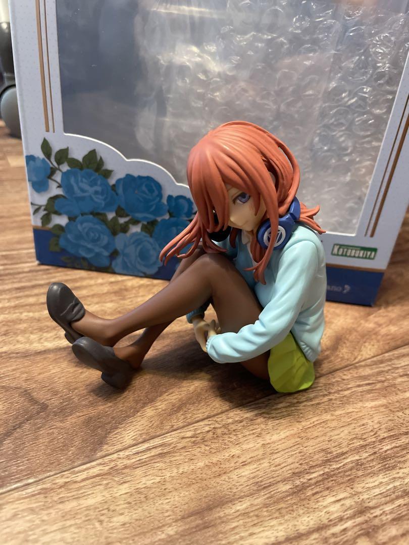 

[USED] Miku Nakano figure from Kotobukiya s The Quintessential Quintuplets