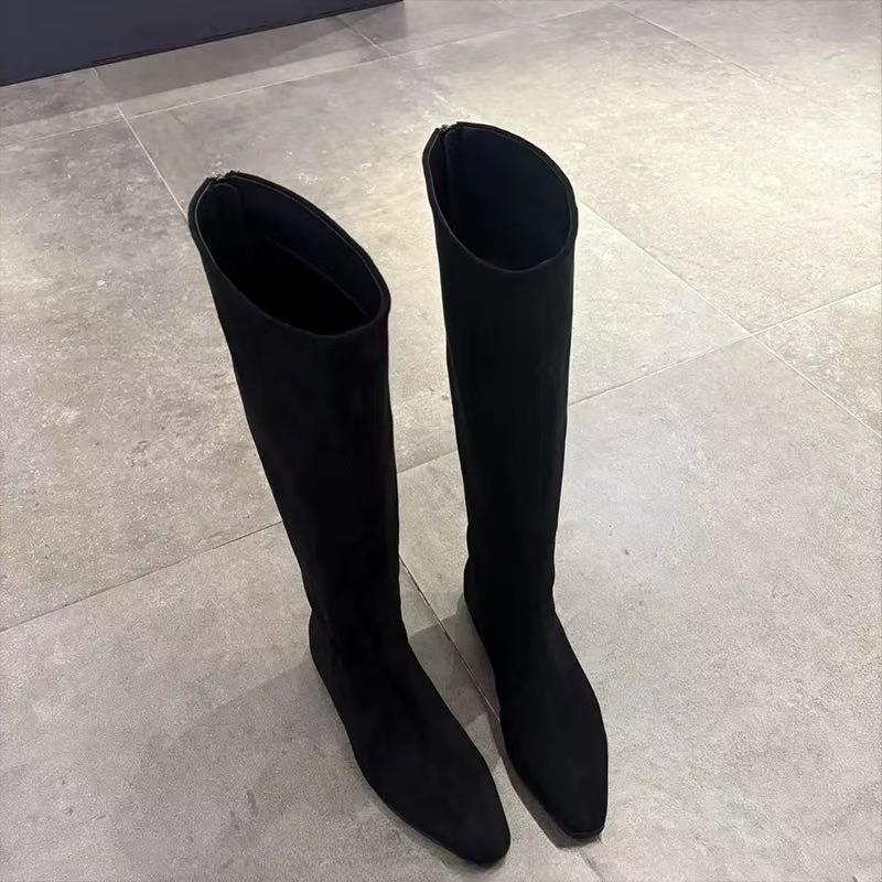 Inner height increase~ autumn and winter new boots pointed suede knight boots straight Martin boots women's boots