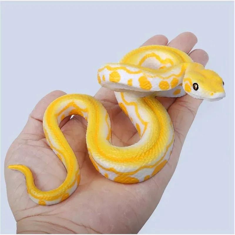 Realistic Fake Snake Toy Rubber Gag Toys Python Snake Action Figure for Halloween Prank Props High Simulation Snake Model
