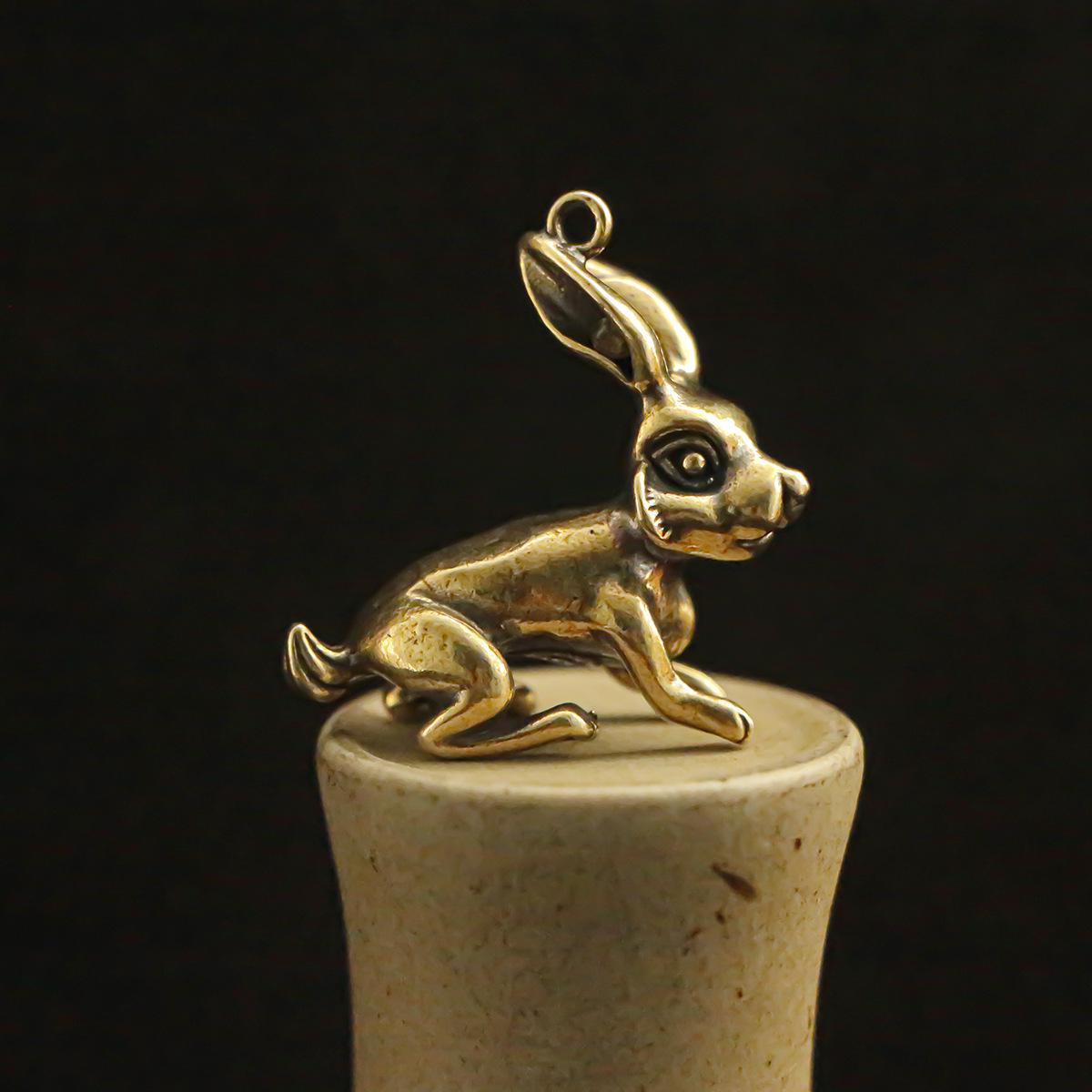 

Антикварний латунний 3D кулон-брелок Зодіакальний Кролик