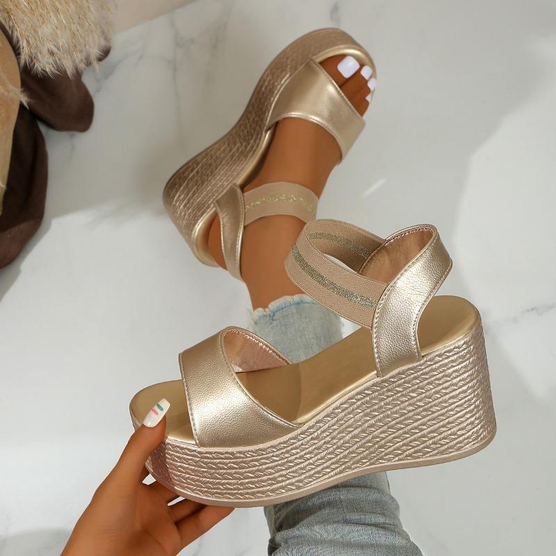 Sandals women's outer wear summer new fashion one-character trendy platform shoes