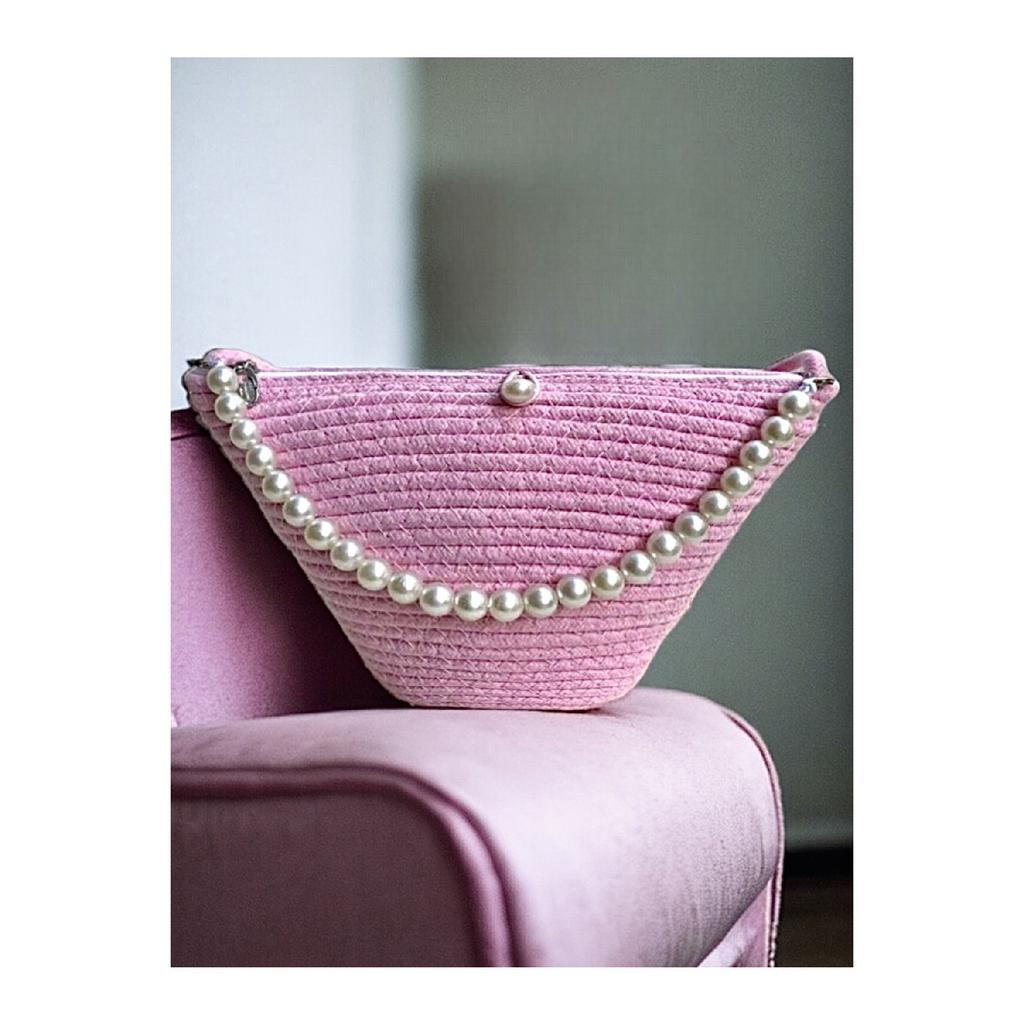 Damen-Schultertasche im Perlendesign in gebrochenem Weiß