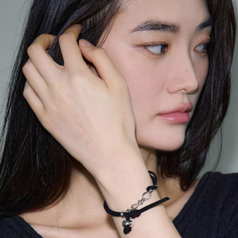 SIS A Bohemian Suede Bracelet [black]