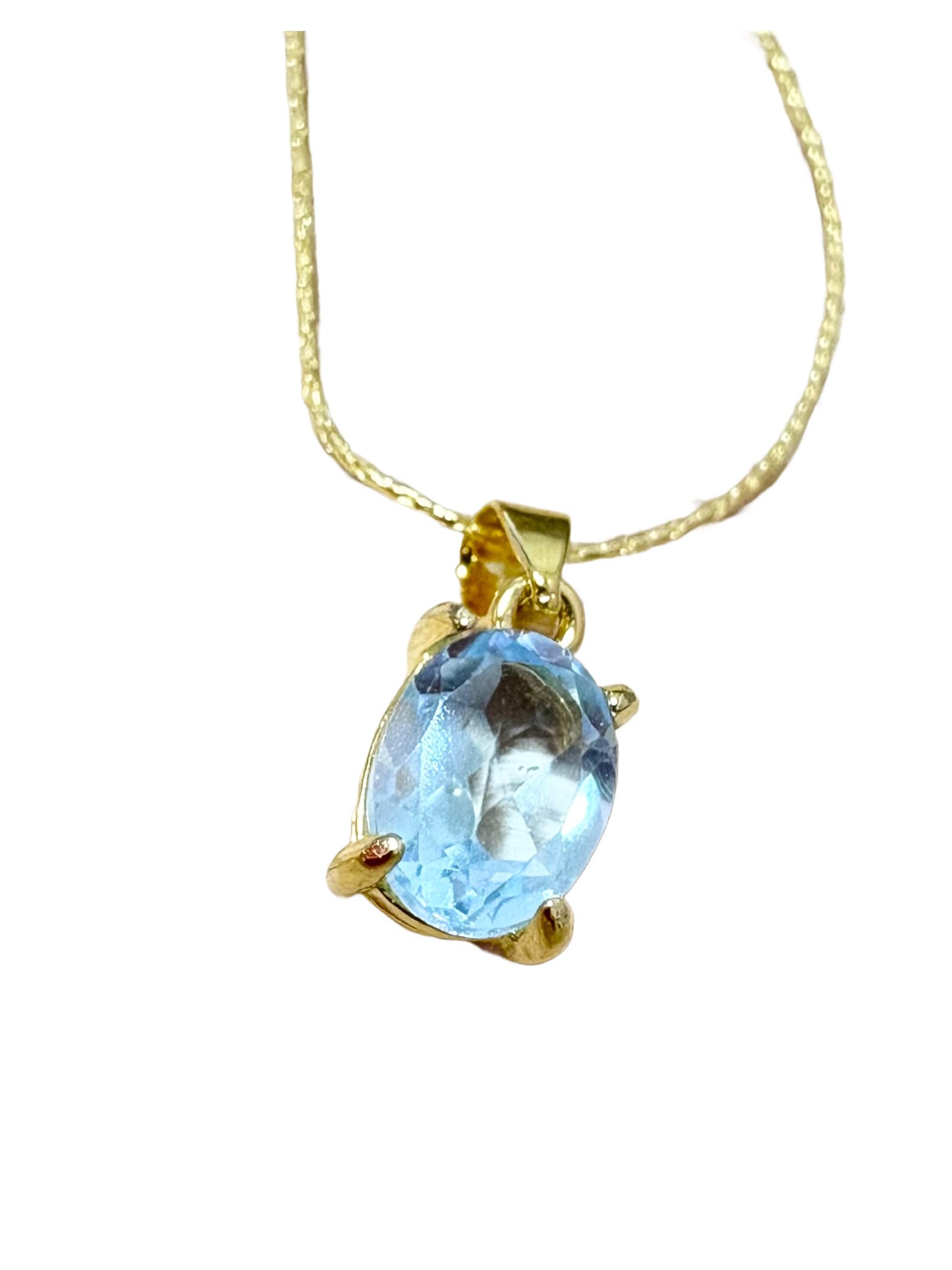 Sky Blue Topaz 8x6mm Silver925 K18GP Oval Pendant Necklace (AAA Grade)