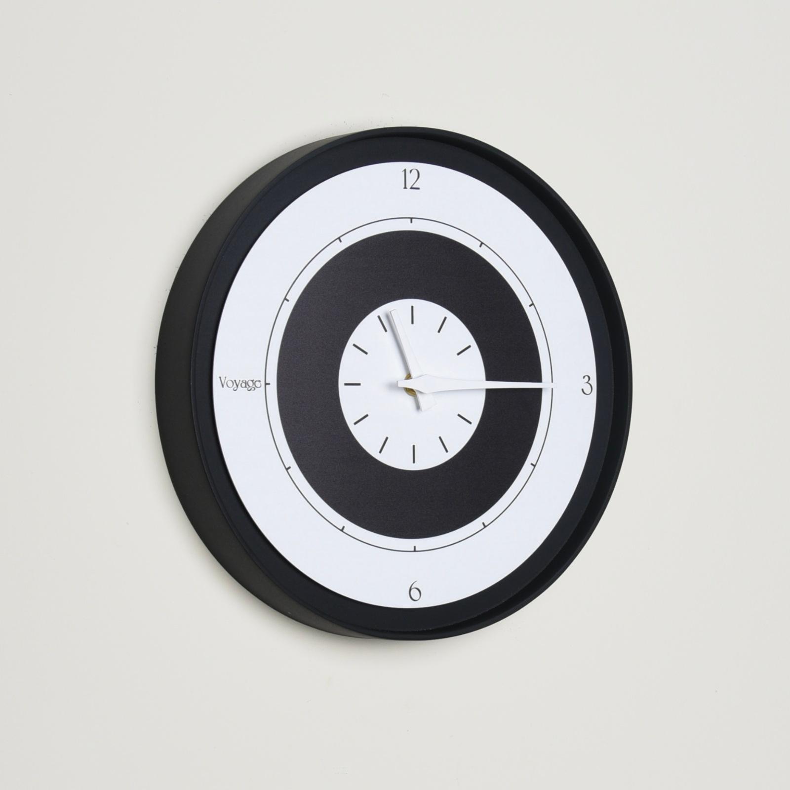 

Modern Texture Black Simple Fashion Wall Clock Living Room Wall Clock Silent Punch-free Quality Assurance Textured Black - 30 × 30cm