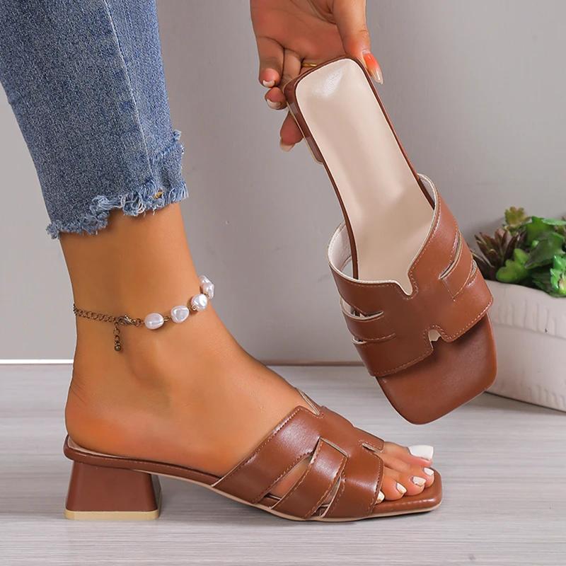 

Fashion PU Leather Woven Low Heel Slippers for Women Design Square Toe Summer Sandals Woman Casual Outdoor Beach Slides Plus Size 43