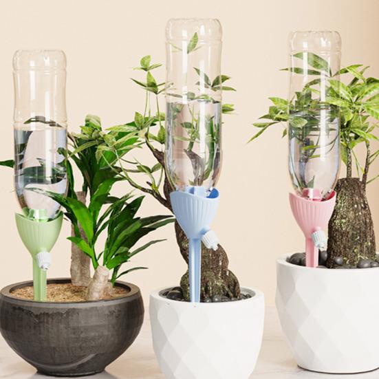 Verstellbarer Bewässerungsspike Automatischer Pflanzenbewässerungsspike Pflanzgefäßeinsatz Selbstbewässerungswerkzeug mit Kontrollventilschalter für Zimmer- und Außen-Topfpflanzen