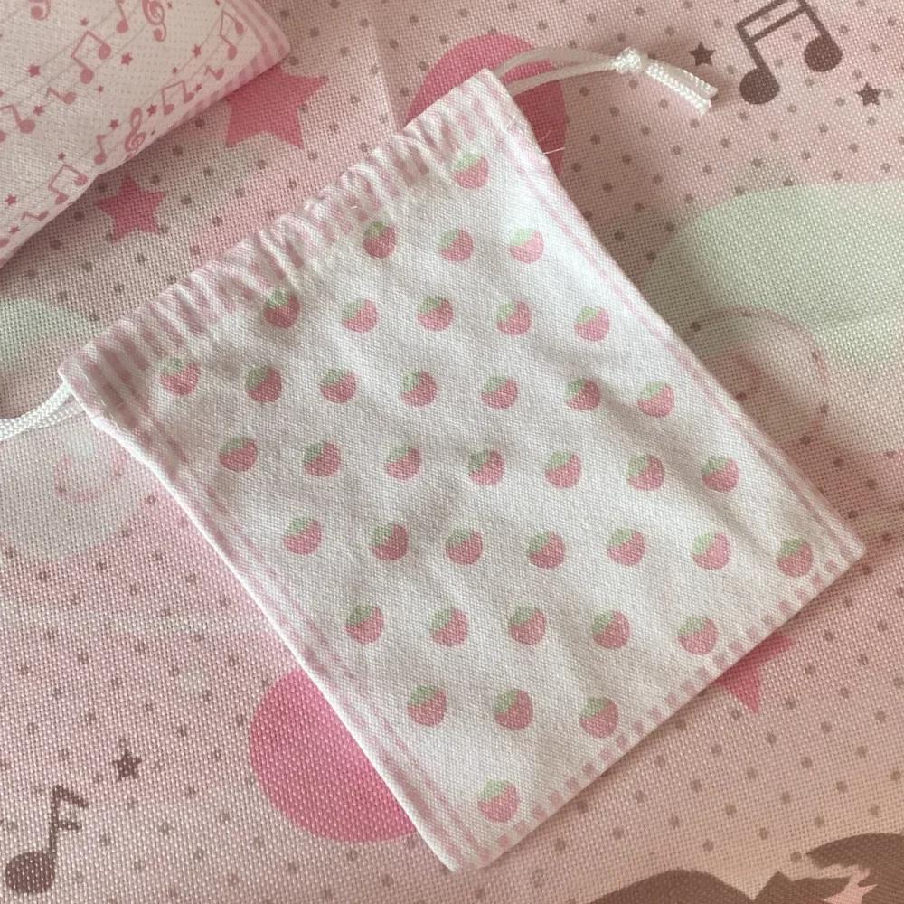 

New High Quantity Strawberry Musical Note Drawstring Bag Large Capacity Portable Coin Purse Gift Cartoon Makeup Storage Pouch земляничный