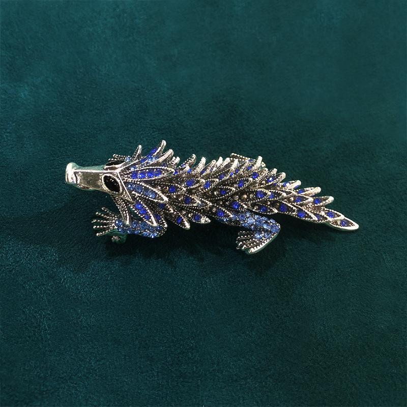 

New Creative Vintage Pangolin Brooch with Waggable Tail - Animal Suit Pin Accessory