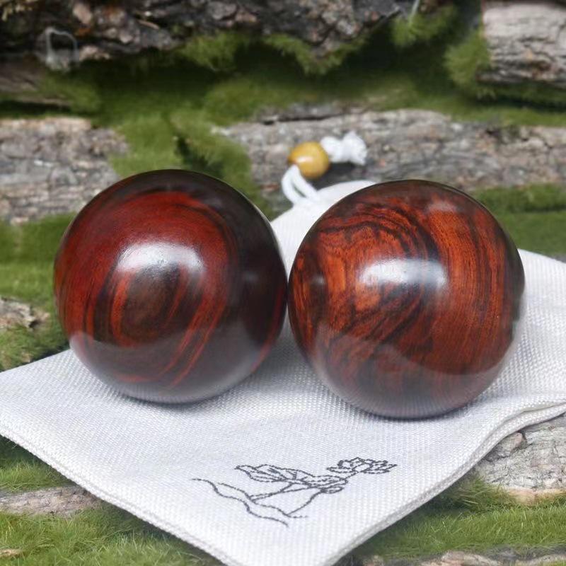Elderly Health Solid Grip Red Sandalwood Fitness Hand Ball