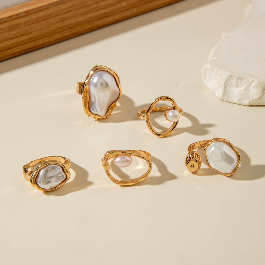Accessories, French retro special-shaped pearl ring, geometric exaggerated index finger design, new ring cover.