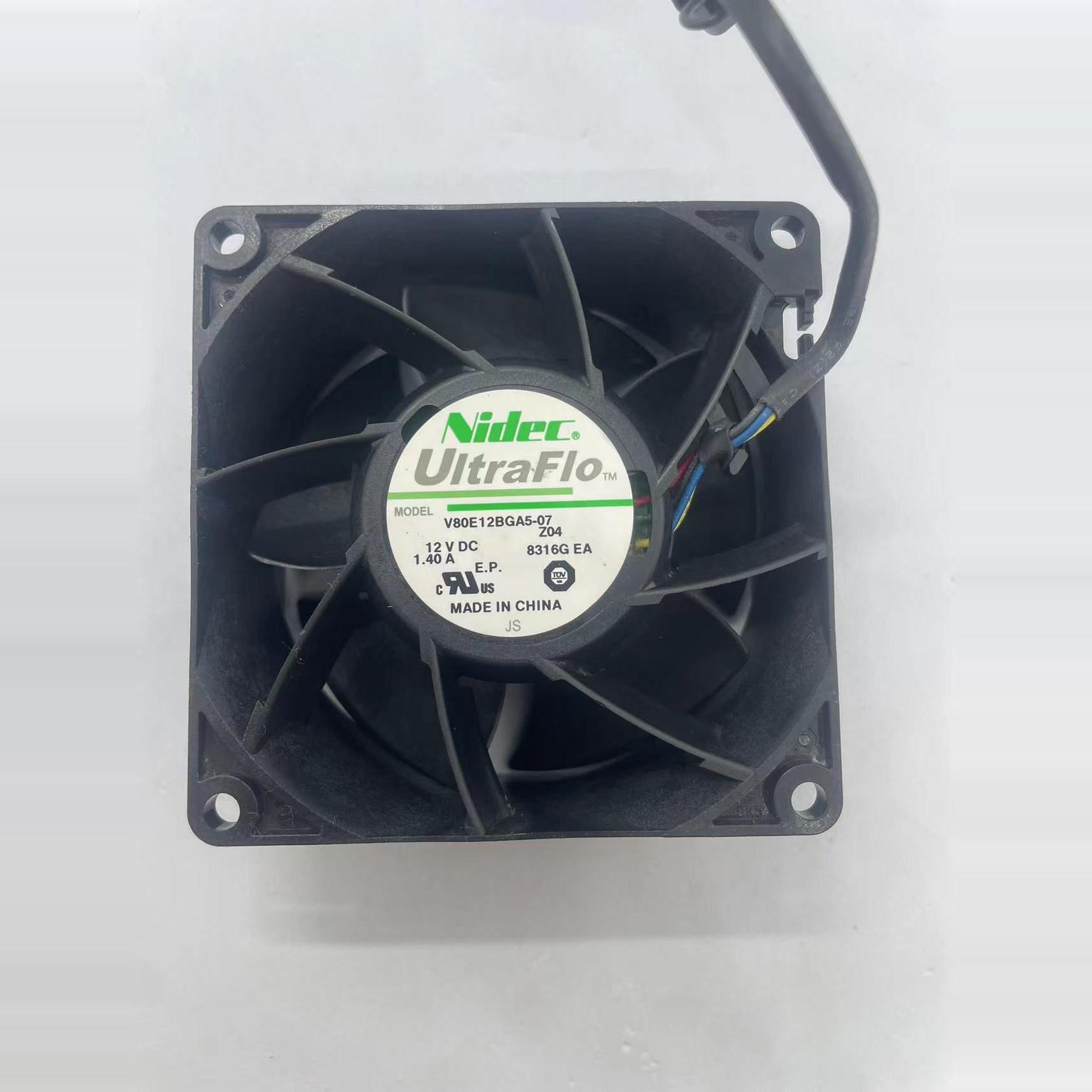 NIDEC V80E12BGA5-07 8см DC 12В 1.4А Интеллектуальный вентилятор с теплоотводом B3