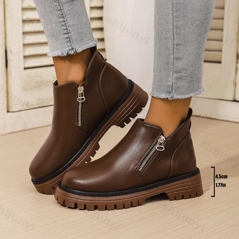 Herbst Damen Stiefeletten Neu 2026 Retro Britische Plateau Kurzstiefel Mode Retro PU Leder Outdoor Rutschfeste Schuhe Botas Mujer