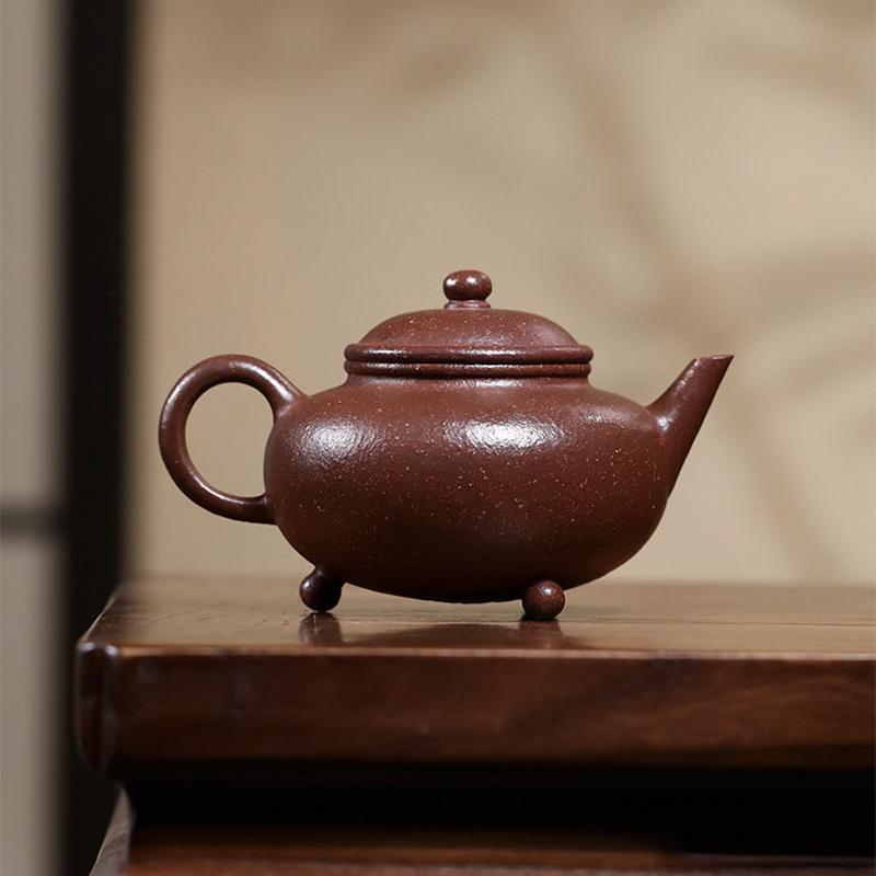

210ml Classic Yixing Purple Clay Teapots Handmade Tripodia Pot Raw Ore Peach Blossom Mud Kettle With Infuser Zisha Tea Set Craft