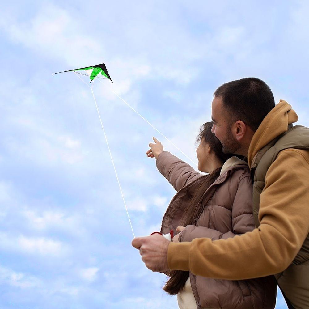 Green Acrobatic Kite 120X50 Cm