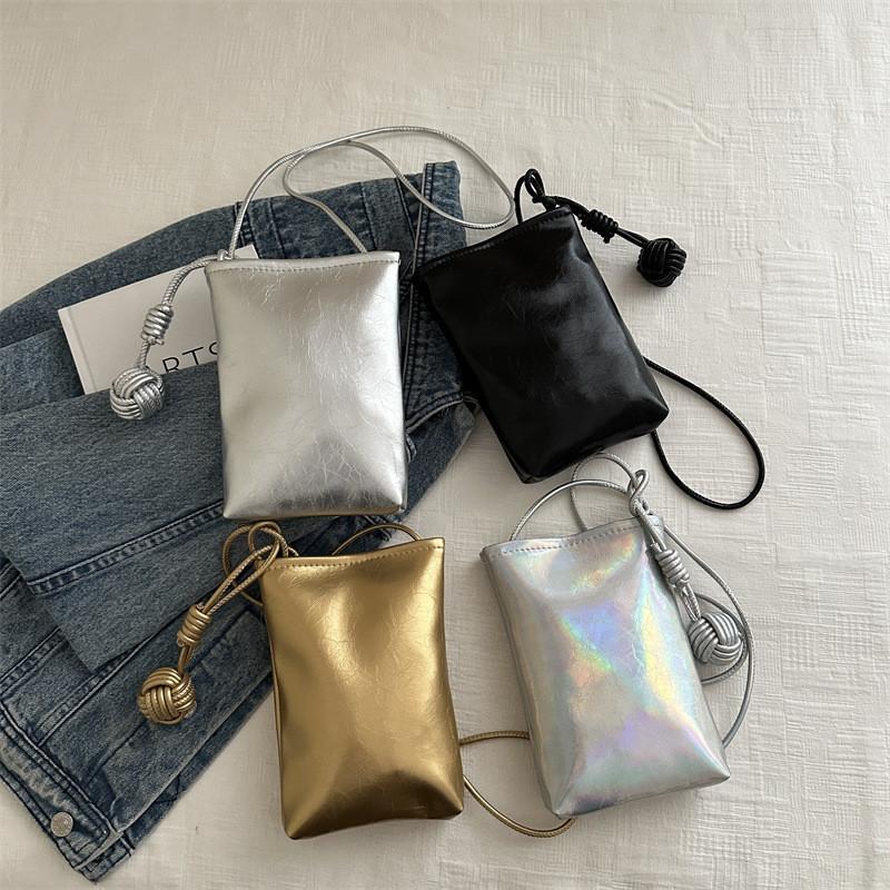 Chic Modern Shoulder Bag 2024 Summer Versatile Small Square Crossbody Handbag