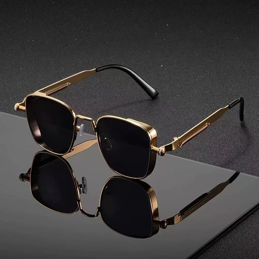 Men Driving Sunglasses Vintage Steampunk Square Sunglasses Metal Frame with Spring Hinges Women Eyepiece Trendy Driver Glasses