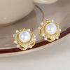 Small Imitation Pearl Stud Earrings for Women Vintage Elegant Golden Twist Metal Frame Round Earrings Party Trendy Zircon Gift