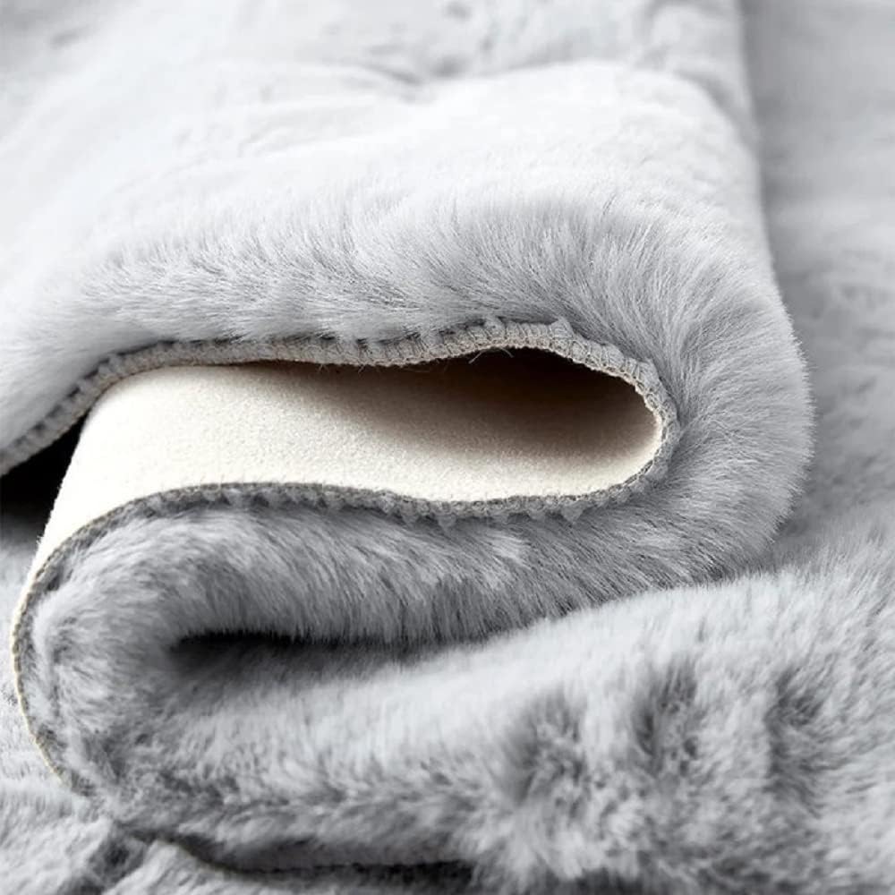 Imitation Rabbit Fur Carpet Fluffy Children's Bedroom Rug Modern Living Room Coffee Table Foot Mat Plush Bay Window Sofa Cushion
