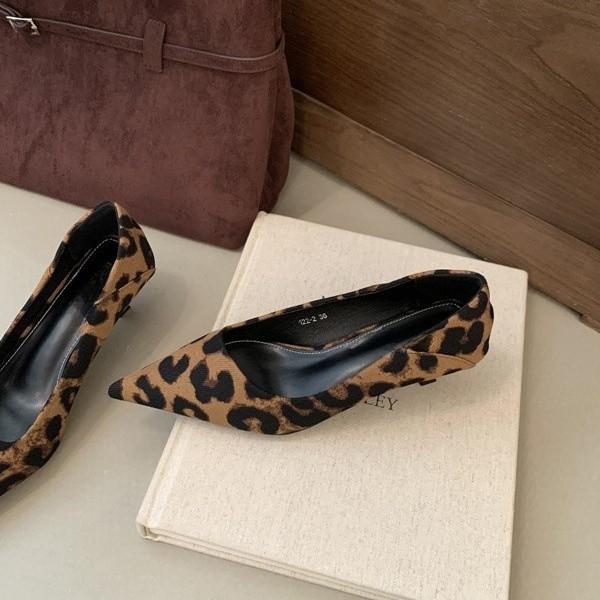 Pointed Retro Sweet Stiletto Light Mouth Single Shoes Fashionable Versatile One-pedal Mary Jane Shoes Temperament Small Leather Shoes