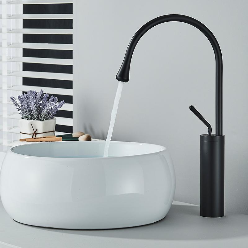 Modern Basin Faucet Brushed Gold Black Silver Faucet Deck Mounted 360 Rotation Basin Sink Tap Mixer Hot & Cold Brass Tap