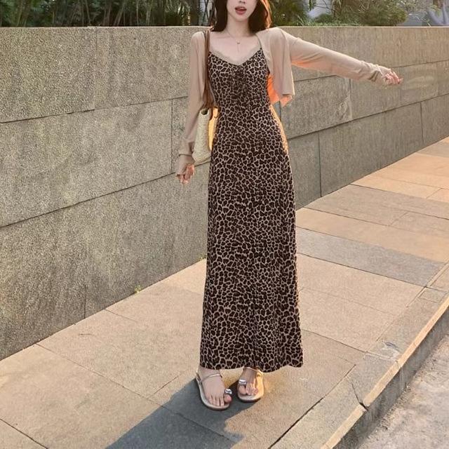 Leopard print suspender dress women's summer new retro fat MM belly cover waist thin long dress holiday style