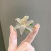 Elegant Diamond Lily Flower Brooch - High-End Versatile Lapel Pin Accessory