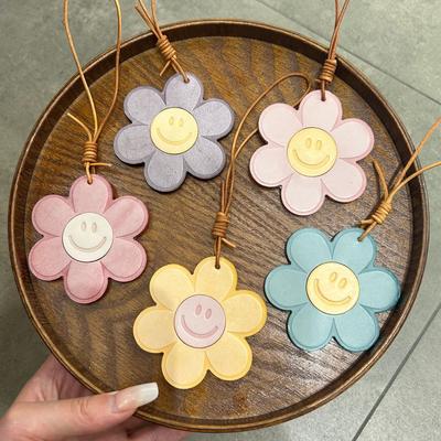 Mist Wax Cowhide Sunflower Pendant Smiling Face Flower Bag Pet Hanging Decoration Xiaohongshu Same Style Handmade