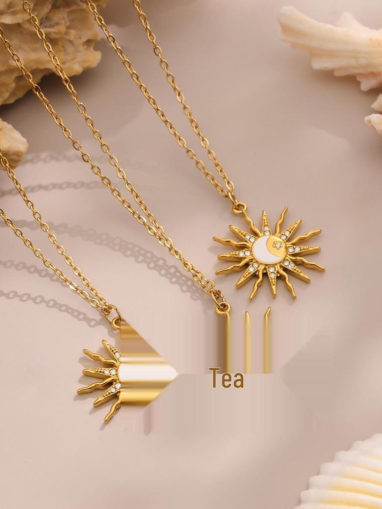 Oumayka Ocean Vacation Style Drip Oil Starfish, Seashell & Seahorse Stainless Steel Necklace