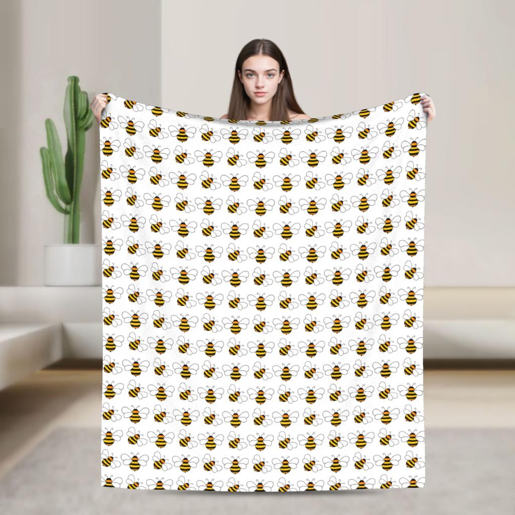 Bee in honeycomb and flowers Flannel Blankets  Soft Throw Blanket for Bedroom Camping Street Trend Bedspread Sofa Bed Cover