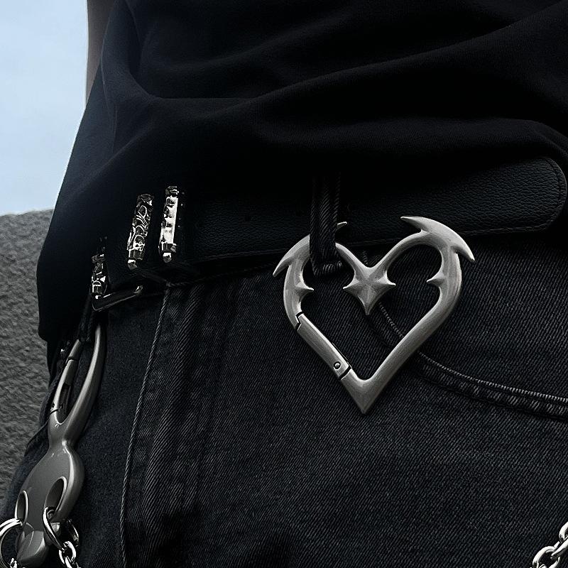 Chaveiro Fivela Coração Amoroso Geométrico Indústria Pesada Pingente de Metal Criativo Acessório de Bolsa Punk Rock Y2K Acessório de Estilo para Cintura Presente